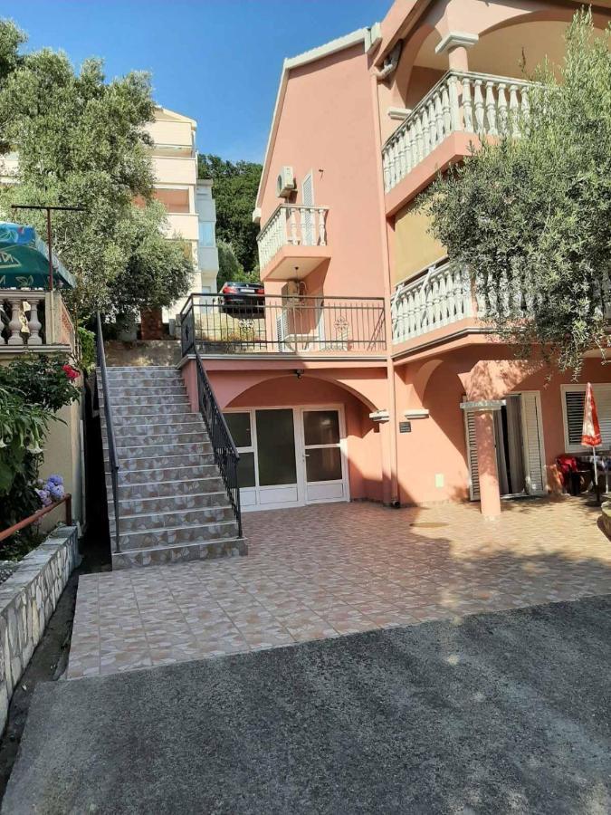 Apartment Pavle Perovic Sveti Stefan Exterior photo